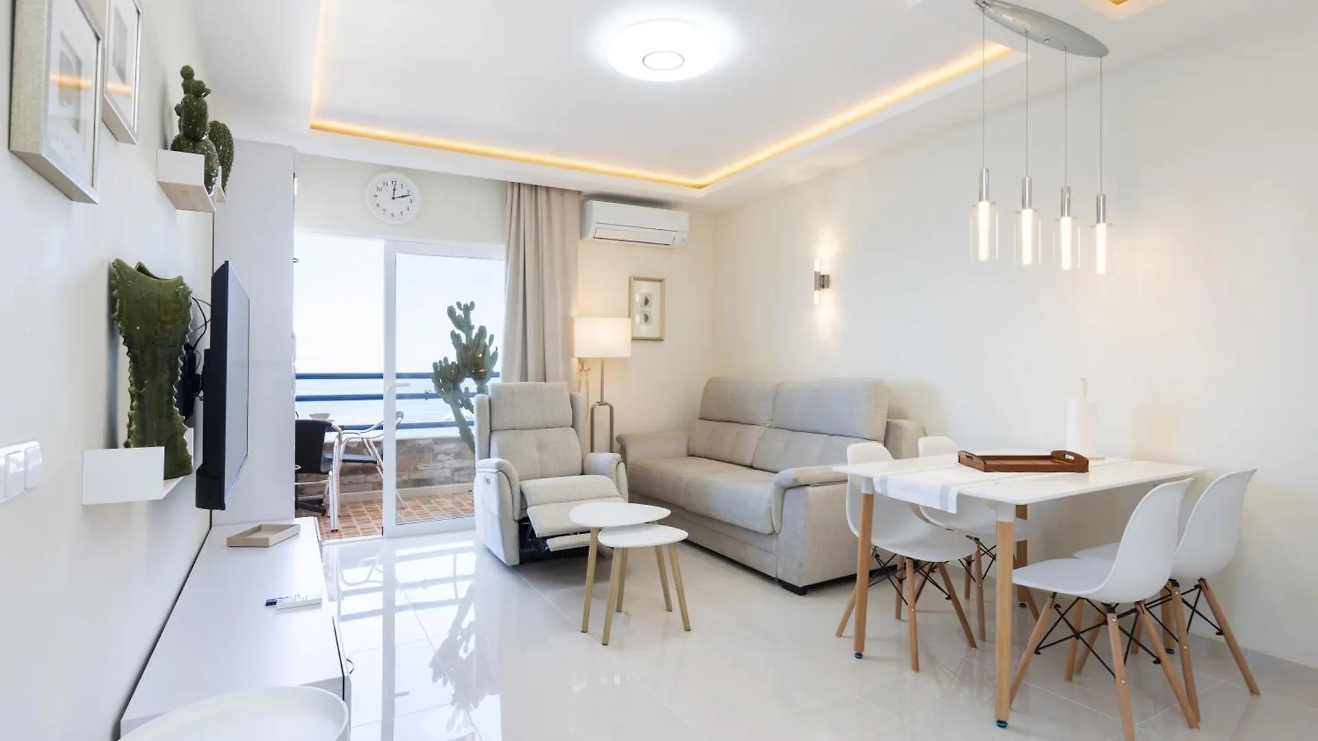 Luxurioese Wohnung Mit Meerblick In Playa Paraiso Costa Adeje  Lägenhet